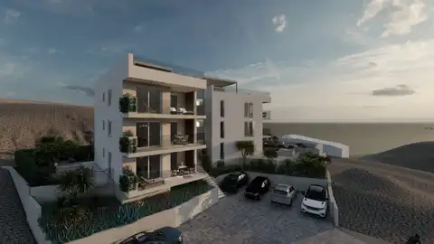 Trogir, Okrug Gornji - Trosoban penthouse sa natkrivenom terasom
