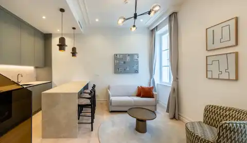 Stan 35 m² za najam — prvi najam, Centar