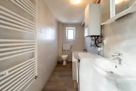 Kuća 169 m², Srebrnjak — 2 stana