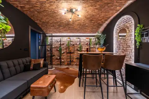 Villa 384 m² bei Buje – Pool, Blick und 832 m² Grundstück