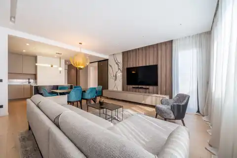 Zagabria, Centro - Moderno appartamento con tre camere da letto in affitto