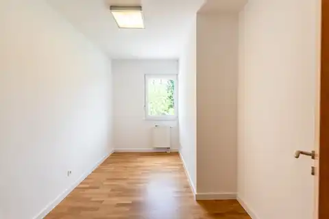 Zagreb, Remete – Trosoban stan 82 m² s loggiom