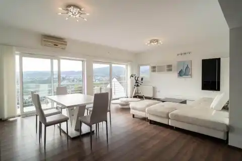 Zagreb, Šestine – Moderno štirisobno stanovanje 200 m2 najem