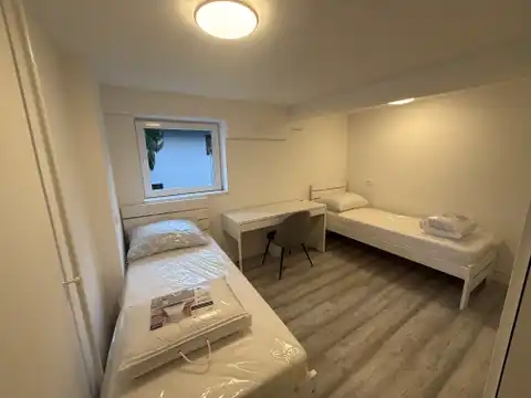 Zagreb, Borongaj - prostrani šesterosoban stan