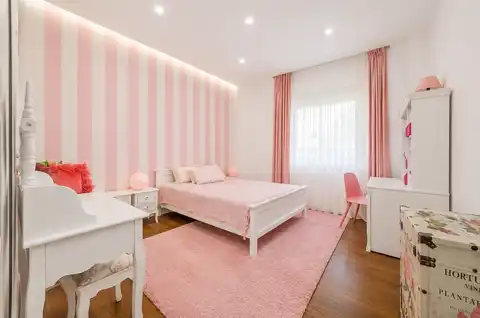 Dům 370 m², Maksimir — 4 ložnice, zahrada, garáž