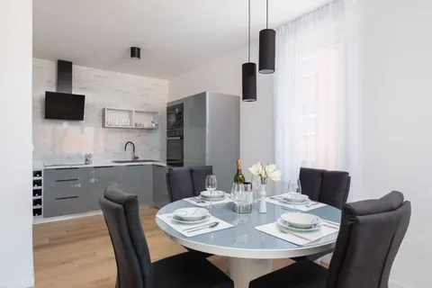 Trogir, Čiovo - Dvosoban stan za najam 75 m2