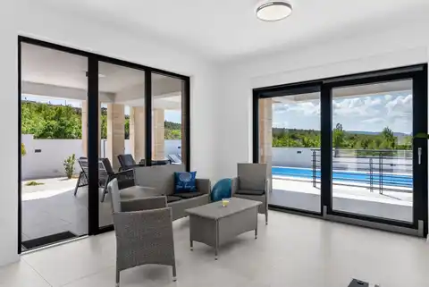 Zadar, Rovanjska - Newly built villa with a pool and sea view