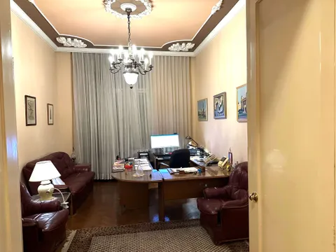 Zagrzeb, Centrum – Mieszkanie mieszczańskie 244 m2 NOWA CENA