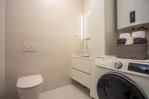 Split, Žnjan - Dvosoban stan sa loggiom i pogledom na more