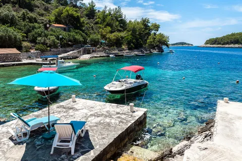 Ostrov Korčula – Okouzlující vila v zátoce s bazénem 460 m2