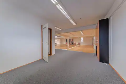 Sveta Nedelja - Komerčný priestor 1600 m2