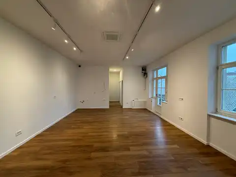 Загреб, Центр - коммерческое/жилое помещение в самом центре города.