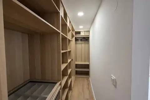 Zagabria, Gračani - Moderno appartamento con tre camere da letto in affitto