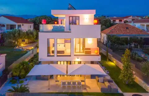 Zadar, Vrsi – Ekskluzivna vila, prvi red do mora