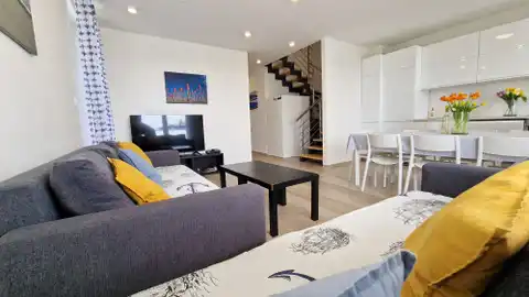 Privlaka - Dom szeregowy z basenem i tarasem na dachu.