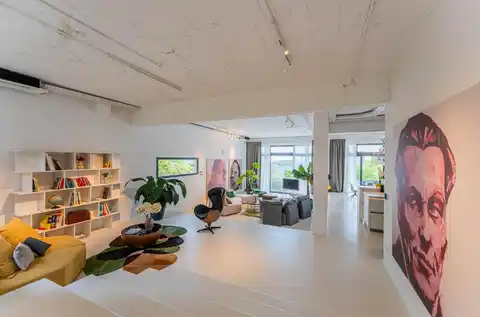 Záhřeb, Šestine - Moderní rodinná vila s bazénem obklopená zelení