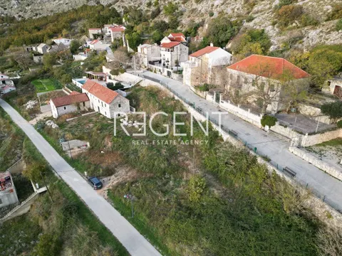 Split, Podstrana - Kamienny dom z widokiem na morze