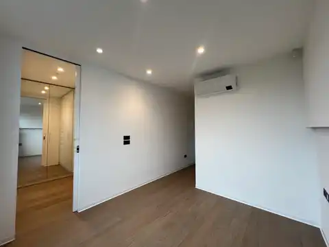 Zagreb, Pantovčak – Luksuzni četverosoban penthouse 131m2  najam