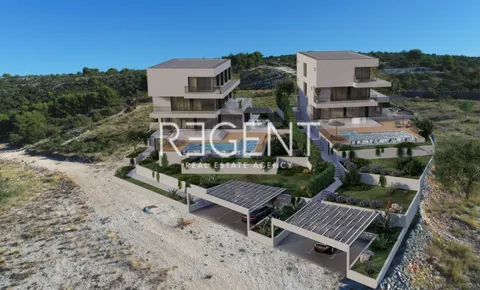 Šibenik, Rogoznica - Pozemek s projektem pro výstavbu dvou luxusních vil 1741m2