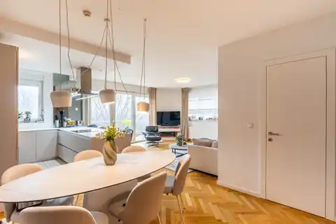 Zagreb, Šestine - Trosoban moderan stan sa pogledom na zelenilo