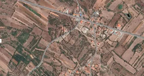 Drniš, Širitovci - Stavební pozemek 1291 m2