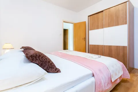 Ostrov Korčula – Okouzlující vila v zátoce s bazénem 460 m2