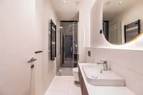 Zagabria, Centro - Moderno appartamento con tre camere da letto in affitto