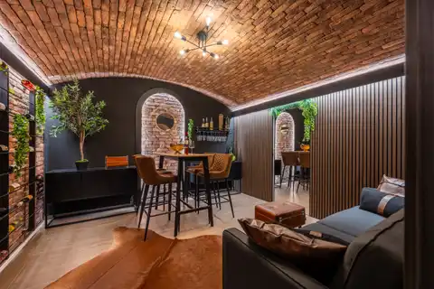 Villa 384 m² bei Buje – Pool, Blick und 832 m² Grundstück