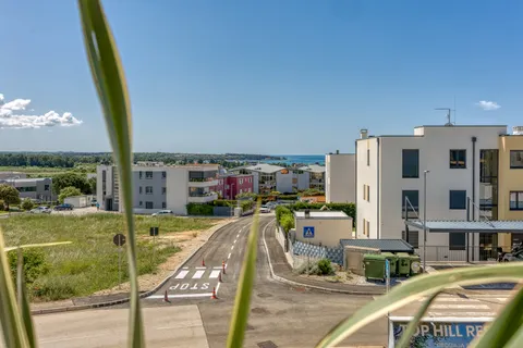 Istra, Novigrad - Četverosoban apartman u luksuznom stambenom kompleksu 115 m2