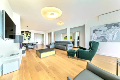 Zagreb, Vrhovec - Moderan trosoban stan 185 m2