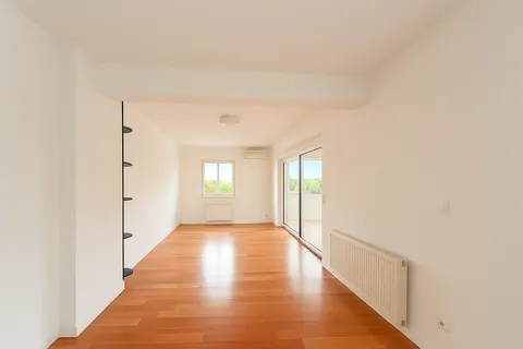 Zagreb, Orehovečki brijeg – Trosoban penthouse 143 m²