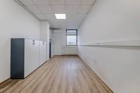 Sveta Nedelja - Komerčný priestor 1600 m2