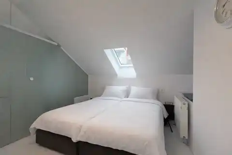 Zagreb, Malešnica - dvoetažan stan s parkirnim mjestom i vrtom