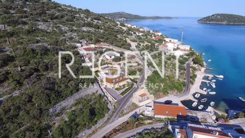 Rogoznica, Ražanj - Vila ve výstavbě první řada u moře 250 m2