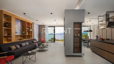 Omiš – Dvě exkluzivní vily s bazény a panoramatickým výhledem
