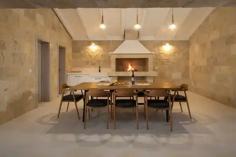 Zadar, Sv. Filip i Jakov - Rustikalna vila na zemljištu od 30.000 m²