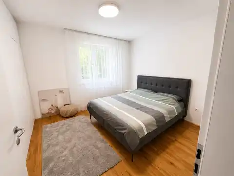 Zagreb, Jarun - zu vermieten, 2-Zimmer-Wohnung 63 m², 1. Stock, ruhige Lage