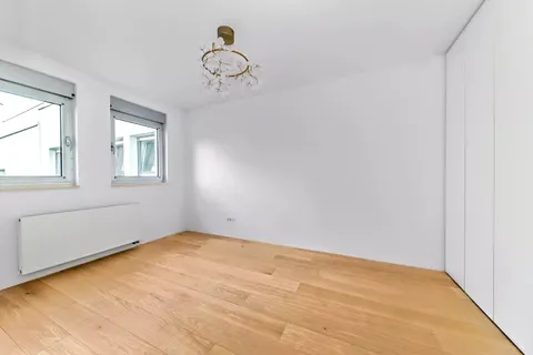 Záhřeb, Gornje Prekrižje – Luxusní čtyřpokojový byt v 1. patře