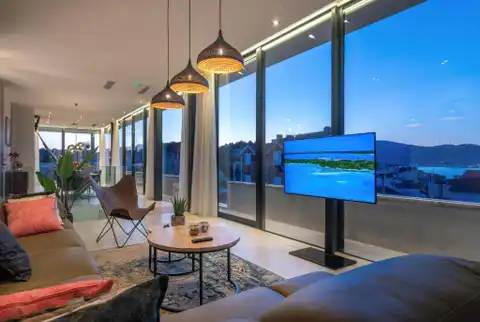 Trogir, Čiovo – Penthouse, 227 m² s 360° terasom i wellnessom