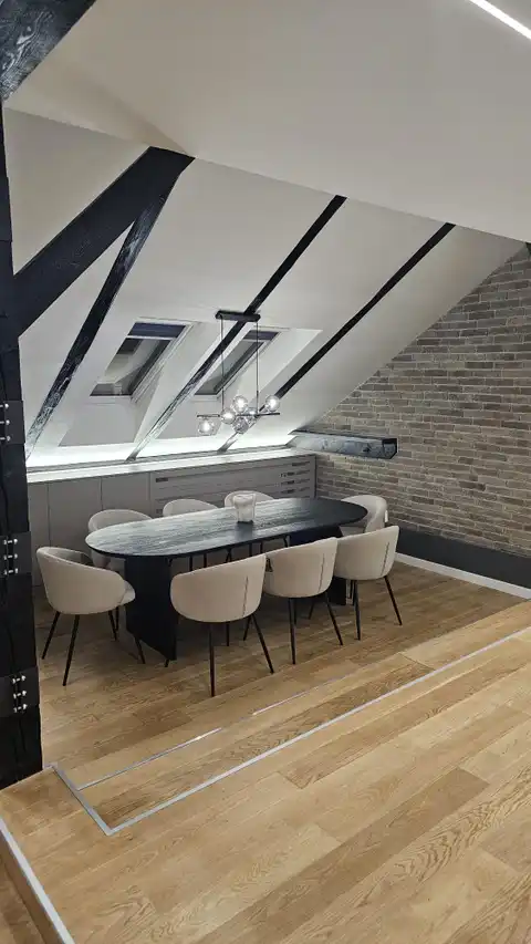 Zagreb, Donji Grad - Luxurious four-room apartment in the center
