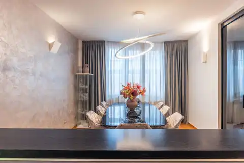 Zagreb, Center - Luxurious four-room apartment in the city center