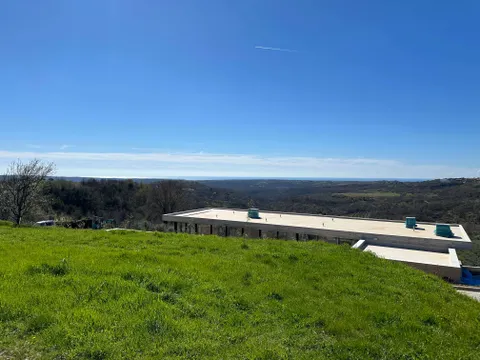 Istrie, Krasica - Stavební pozemek se stavebním povolením 1004 m2