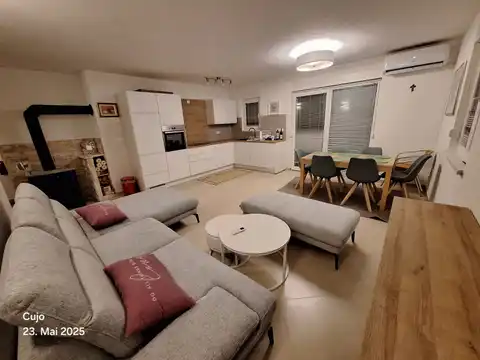 Zara, Ražanac - splendida casa di 220 m2 su un terreno di 477 m2 in vendita