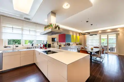 Villa 780 mq, Šestine — wellness, 5 camere da letto, garage