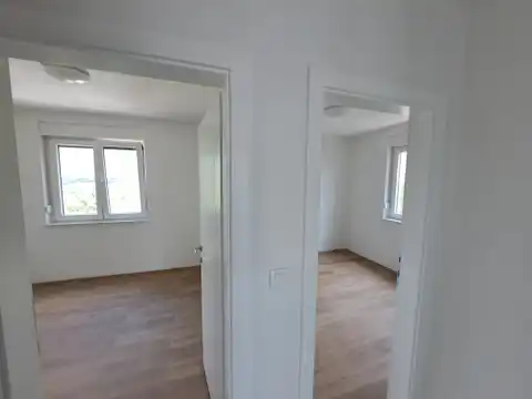 Novi Vinodolski - Moderan trosoban stan na mirnoj lokaciji 67 m2