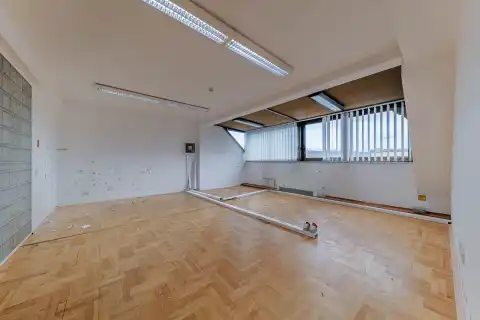 Sveta Nedelja - Komerčný priestor 1600 m2