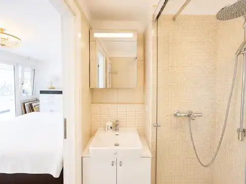Záhreb, Medveščak – byt 150 m² na prenájom, 4 spálne, loggia, garáž