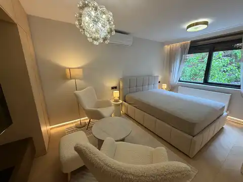 Загреб, Кватерников трг - роскошная квартира, 28 м², первая аренда