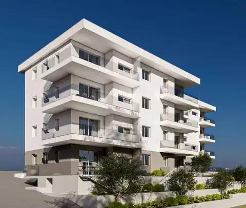 Trogir, Seget Donji - Trosoban stan s pogledom na more u novogradnji