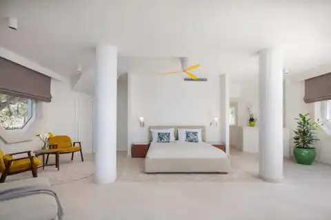 Brač - Moderna vila prvi red uz more